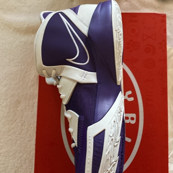 Nike Purple and White High-Top Sneakers - Picture 2 of 7